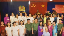 Tuổi thanh xuân hiến dâng nơi tuyến lửa