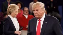 Ông Donald Trump tiếp tục mất điểm sau cuộc tranh luận thứ 2