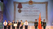 Thị xã Quảng Trị vinh dự đón nhận Huân chương Lao động hạng Nhất
