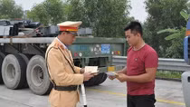 Trừ điểm giấy phép lái xe không phải hình thức xử phạt vi phạm hành chính
