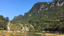 Làm gì để tiềm năng du lịch vùng Đông Bắc biến thành... tiền?