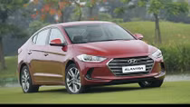 Hyundai Elantra 2016 mới ra mắt thị trường Việt đắt hay rẻ?