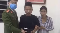 Niềm vui đêm giao thừa của gia đình người đàn ông có hoàn cảnh khó khăn