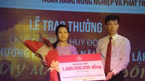 Agribank trao “Giải đặc biệt” 1 tỷ đồng cho khách hàng