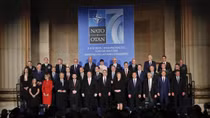 NATO kỉ niệm 70 năm thành lập trong rạn nứt