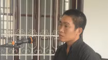 Cha dượng nhiều năm hiếp dâm hai con riêng của vợ