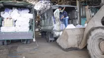 Cần Thơ tiêu hủy hơn 177.000 bao thuốc lá nhập lậu