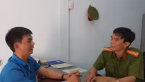 Điều tra, xử lý nghiêm nhóm côn đồ gây rối trong sân UBND xã Long An