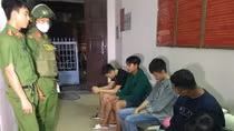 Gần 40 thanh, thiếu niên chuẩn bị “hỗn chiến” trên phố bị ngăn chặn