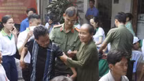 Công an TP Cần Thơ tổ chức khám bệnh, trao quà cho người dân Cờ Đỏ