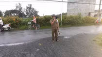 Anh đâm em ruột tử vong sau khi ăn giỗ nhà hàng xóm