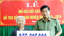 Công an Vĩnh Long mổ heo đất gây quỹ hỗ trợ bệnh nhân nghèo