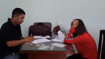 Nữ tiếp viên “chiều khách tới bến” trong quán cà phê không tên