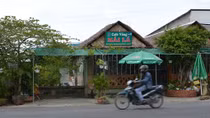Khởi tố người đàn ông đâm chết chồng sắp cưới của vợ cũ