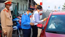 Trà Vinh tăng cường kiểm tra y tế tại các chốt phòng ngừa dịch bệnh 