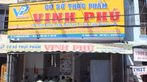 Công an Cần Thơ phát hiện hơn 4,5 tấn thực phẩm đông lạnh không rõ nguồn gốc