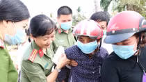 Ấm áp tình Xuân miệt vườn Tiền Giang và Bến Tre