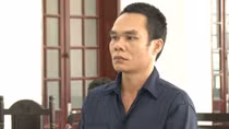Lãnh án tù vì lừa bạn mượn xe máy đi cầm số