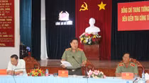 Kiên quyết xử lý hoạt động buôn lậu trên tuyến biên giới An Giang
