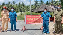 Hàng loạt cán bộ ở Trà Vinh bị đình chỉ công tác vì lơ là chống dịch