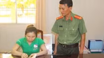 Đề nghị truy tố 2 đối tượng làm hộ chiếu giả