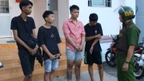 Ngăn chặn nhóm thanh niên đòi chém chủ tiệm sửa xe