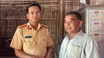 Ban ATGT Trà Vinh thăm hỏi, tặng quà các gia đình nạn nhân bị tai nạn
