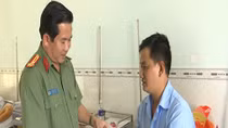 Cảnh sát đặc nhiệm dũng cảm truy bắt tên trộm xe máy