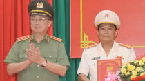 Công bố quyết định điều động, bổ nhiệm Giám đốc Công an tỉnh Vĩnh Long