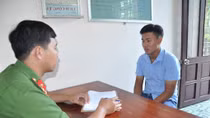 Chém người suýt chết vì bị pha đèn xe vào mặt