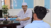 Bác sĩ cấp cứu bệnh nhân bị “gãy súng” vì quan hệ sai tư thế