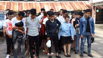 Tạm giữ 11 đối tượng điều tra về hành vi tàng trữ trái phép chất ma túy