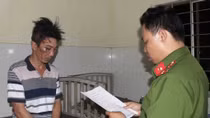Khởi tố gã hàng xóm hiếp dâm, sát hại bé gái bỏ vào bao tải