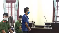 Không đeo khẩu trang còn chống người thi hành công vụ