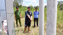 Khởi tố kẻ cướp tài sản, đòi hiếp dâm chủ quán