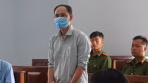 Dụ dỗ bé gái ra vườn rồi xâm hại 