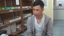 Bắt 2 thanh niên rải 4.000 tờ rơi cho vay tín dụng đen