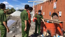 Trạm trộn bêtông Vạn Thành xả thải trực tiếp ra môi trường