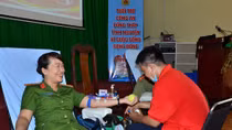Công an các tỉnh Đồng Tháp, Tiền Giang tham gia hiến máu tình nguyện