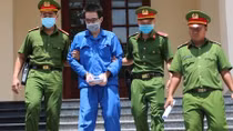 Cựu nhân viên ngân hàng lãnh 19 năm tù