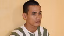Dùng ná bắn đạn bi sắt vào cảnh sát