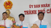 Cần Thơ bổ nhiệm nhiều phó giám đốc Sở