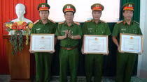 Chủ tịch UBND tỉnh Trà Vinh: Khen thưởng đột xuất CBCS triệt phá sới bạc lớn