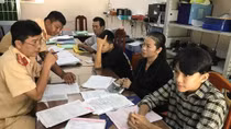 Hai thiếu niên chạy xe ẩu, cha mẹ bị xử phạt