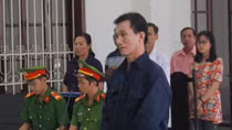 Si mê vợ bạn, gã đàn ông lên kế hoạch giết người