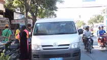 Công an Mỹ Tho hỗ trợ phương tiện rước dâu được nhiều người khen ngợi