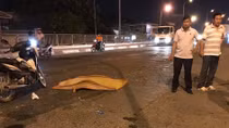 Hai người bị xe đầu kéo tông chết trên cầu Hưng Lợi