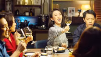 Mùa phim hè vắng “bom tấn” nước ngoài: Cơ hội vàng cho điện ảnh Việt