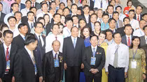 Thủ tướng Nguyễn Xuân Phúc gặp gỡ các cơ quan báo chí 