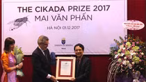 Nhà thơ "xuất khẩu" văn hóa Việt từ những điều bình dị